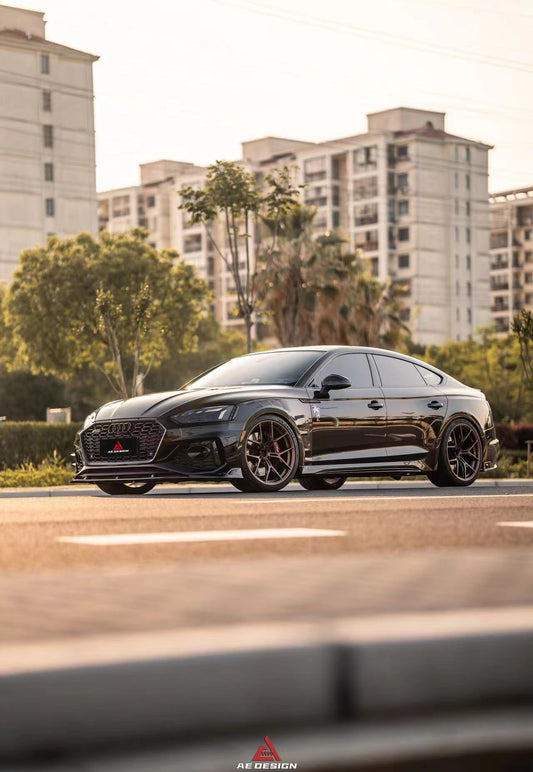 Audi RS5 B9 / B9.5 2017 2018 2019 2020 2021 2022 2023 2024 with Aftermarket Parts - AE Style Front Fenders Carbon Fiber from ArmorExtend