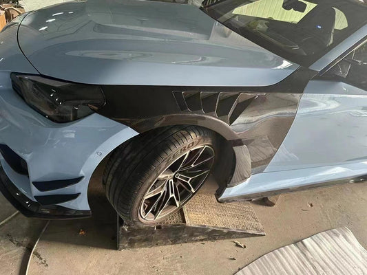 BMW M2 / M2C G87 2023-ON with Aftermarket Parts - Front Fenders Pre-preg Carbon Fiber from TAKD Carbon