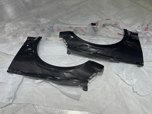 Audi RS5 B9 / B9.5 2017 2018 2019 2020 2021 2022 2023 2024 with Aftermarket Parts - AE Style Front Fenders Carbon Fiber from ArmorExtend