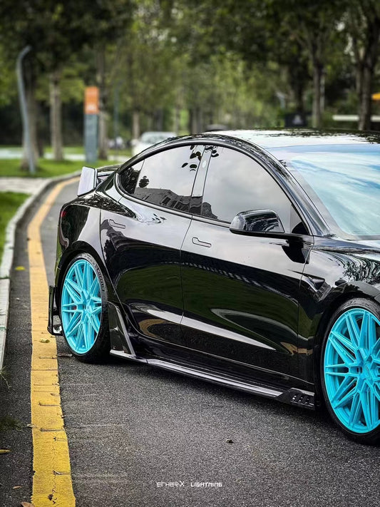 Tesla Model 3 Highland / Performance 2024-ON with Aftermarket Parts - AE Style Side Skirts & Canards Carbon Fiber from ArmorExtend