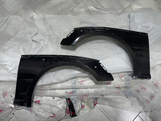 Audi RS5 B9 / B9.5 2017 2018 2019 2020 2021 2022 2023 2024 with Aftermarket Parts - AE Style Front Fenders Carbon Fiber from ArmorExtend
