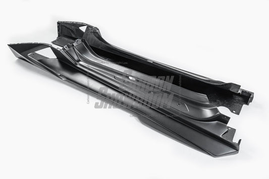 Lamborghini Huracan LP580 LP610 Evo RWD AWD Tecnica Performante STO 2015 2016 2017 2018 2019 2020 2021 2022 2023 2024 with Aftermarket Parts - Vor Style Side Skirts Pre-preg Carbon Fiber / FRP from Aero Republic