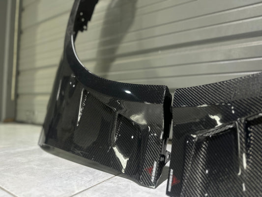 Audi RS5 B9 / B9.5 2017 2018 2019 2020 2021 2022 2023 2024 with Aftermarket Parts - AE Style Front Fenders Carbon Fiber from ArmorExtend