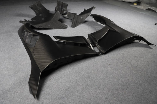 BMW M2C M2 G87 2023-ON with Aftermarket Parts - N style Front Fenders & Liners Dry Pre-preg Carbon Fiber from Aero Republic