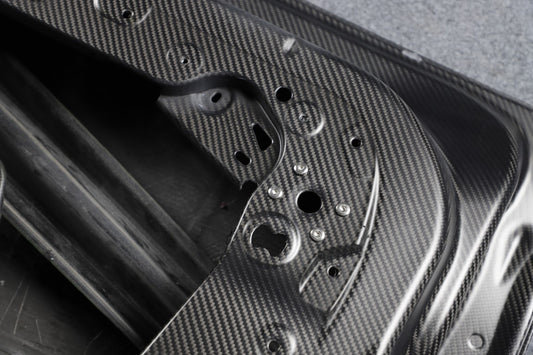 BMW M4 / M4C / M4CS G82 G83 2021-ON with Aftermarket Parts - Front Fenders Dry Pre-preg Carbon Fiber from Aero Republic