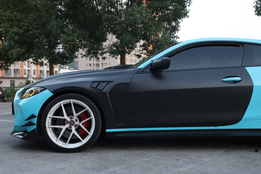 BMW M4 / M4C / M4CS G82 G83 2021-ON with Aftermarket Parts - Front Fenders Dry Pre-preg Carbon Fiber from Aero Republic