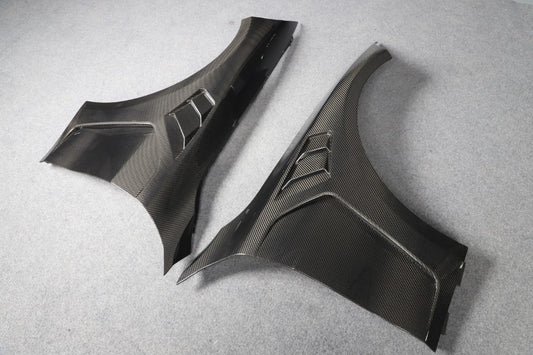BMW M4 / M4C / M4CS G82 G83 2021-ON with Aftermarket Parts - Front Fenders Dry Pre-preg Carbon Fiber from Aero Republic