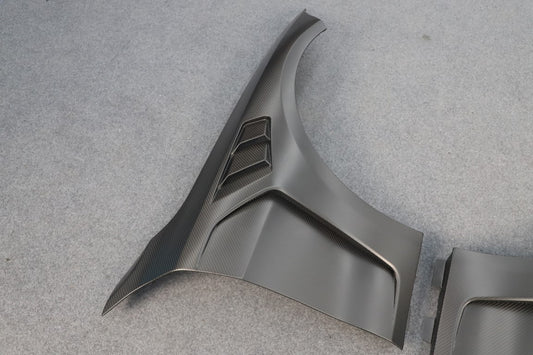 BMW M4 / M4C / M4CS G82 G83 2021-ON with Aftermarket Parts - Front Fenders Dry Pre-preg Carbon Fiber from Aero Republic