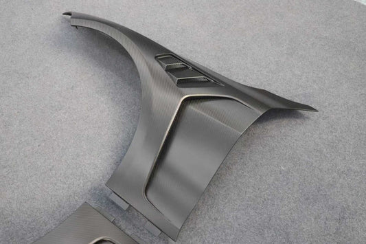 BMW M4 / M4C / M4CS G82 G83 2021-ON with Aftermarket Parts - Front Fenders Dry Pre-preg Carbon Fiber from Aero Republic