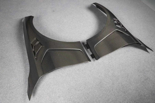 BMW M4 / M4C / M4CS G82 G83 2021-ON with Aftermarket Parts - Front Fenders Dry Pre-preg Carbon Fiber from Aero Republic