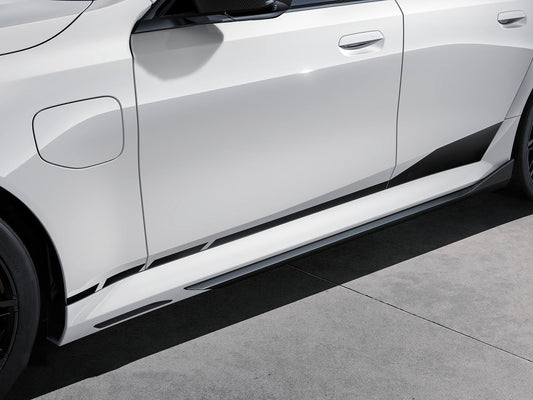 BMW M5 M5C G90 2024-ON with Aftermarket Parts - MP Style Side Skirts Pre-preg Carbon Fiber from Aero Republic