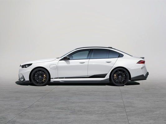 BMW M5 M5C G90 2024-ON with Aftermarket Parts - MP Style Side Skirts Pre-preg Carbon Fiber from Aero Republic