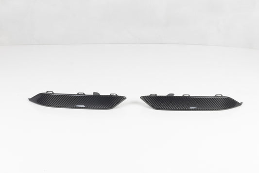 BMW M8 F91 F92 F93 2019-ON with Aftermarket Parts - OE Style Front Bumper Side Lower Vent Trim Carbon Fiber from Aero Republic