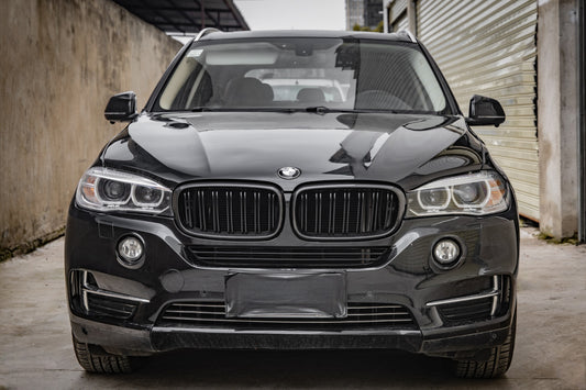 BMW X5 xDrive50i eDrive F15 2014 2015 2016 2017 2018 & X6 M50d xDrive50i s/xDrive35i xDrive40d xDrive30d F16 2015 2016 2017 2018 2019 with Aftermarket Parts - Dual Slat Front Kidney Grill Carbon Fiber from Aero Republic