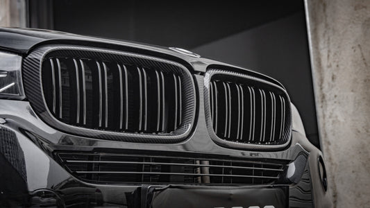 BMW X5 xDrive50i eDrive F15 2014 2015 2016 2017 2018 & X6 M50d xDrive50i s/xDrive35i xDrive40d xDrive30d F16 2015 2016 2017 2018 2019 with Aftermarket Parts - Dual Slat Front Kidney Grill Carbon Fiber from Aero Republic