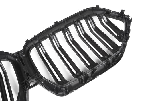 BMW X6 M60 sDrive40 xDrive40 G06 Pre-LCI 2020 2021 2022 2023 & X6M X6MC F96 Pre-LCI 2020 2021 2022 2023 with Aftermarket Parts - Dual Slat Front Kidney Grill Pre-preg Carbon Fiber from Aero Republic