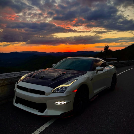 Nissan GTR Nismo T-Spec Premium Pure 2017-2024 (for installation on 2008-2016 vehicles, 2017-2024 front bumper is recommended) with Aftermarket Parts - DP Style Hood Bonnet Carbon Fiber / FRP from CMST Tuning
