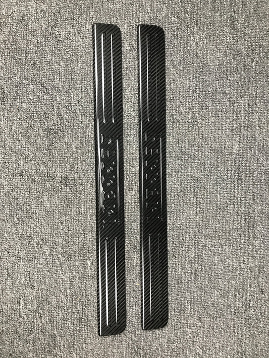 Ferrari 488 GTB & Spider 2016 2017 2018 2019 2020 with Aftermarket Parts - 1:1 Pista Style (With & Without Logo) Outside Door Sill Plate Carbon Fiber
