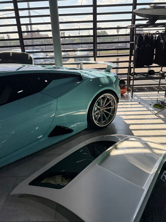 Lamborghini Huracan LP580 LP610 Evo RWD AWD Tecnica 2015 2016 2017 2018 2019 2020 2021 2022 2023 2024 with Aftermarket Parts - Rear Spoiler & Wing Base Carbon Fiber / FRP from Aero Republic