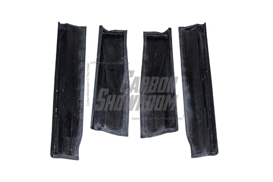 Lamborghini Urus 2019 2020 2021 2022 with Aftermarket Parts - M Style Side Skirts Carbon Fiber from Aero Republic