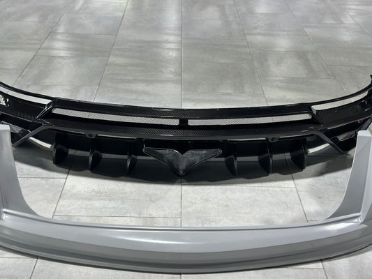 Lamborghini Urus 2019 2020 2021 2022 with Aftermarket Parts - M Style Rear Bumper & Diffuser Carbon Fiber from Aero Republic