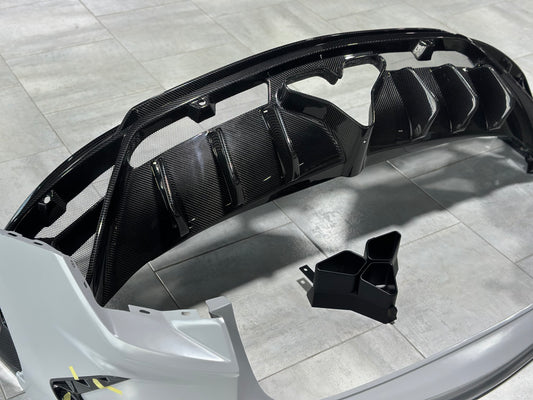 Lamborghini Urus 2019 2020 2021 2022 with Aftermarket Parts - M Style Rear Bumper & Diffuser Carbon Fiber from Aero Republic