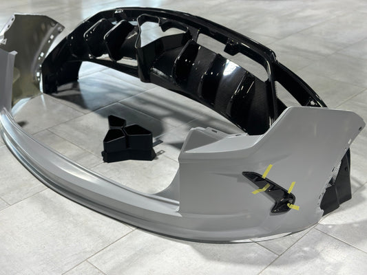 Lamborghini Urus 2019 2020 2021 2022 with Aftermarket Parts - M Style Rear Bumper & Diffuser Carbon Fiber from Aero Republic