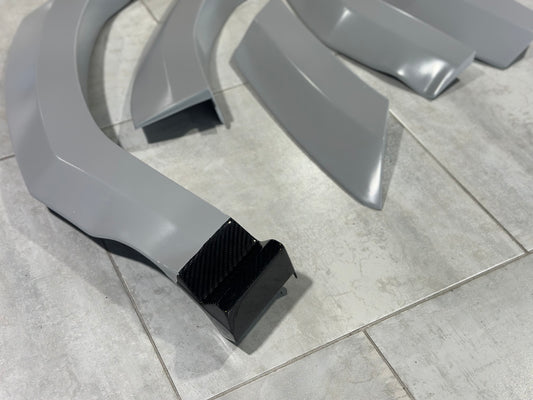 Lamborghini Urus 2019 2020 2021 2022 with Aftermarket Parts - M Style Wheel Arches Carbon Fiber / FRP from Aero Republic