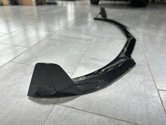 Lamborghini Urus 2019 2020 2021 2022 with Aftermarket Parts - M Style Front Lip & Bumper Carbon Fiber / FRP from Aero Republic