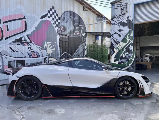 McLaren 720S 2018 2019 2020 2021 2022 2023 & 750S 2023-ON
765LT 2021 2022 with Aftermarket Parts - Man Style Front Fenders Carbon Fiber / FRP from Aero Republic