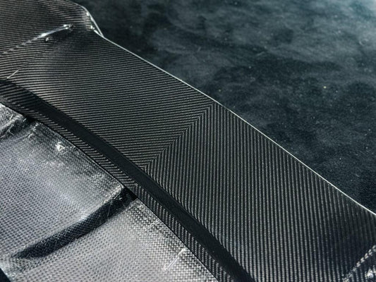McLaren 720S 2018 2019 2020 2021 2022 2023 with Aftermarket Parts - RF Style Rear Diffuser Carbon Fiber from Aero Republic