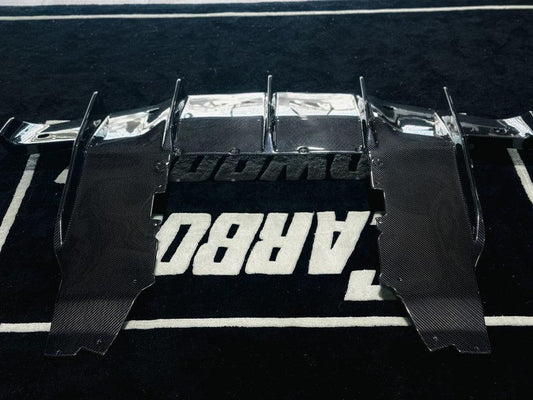 McLaren 720S 2018 2019 2020 2021 2022 2023 with Aftermarket Parts - RF Style Rear Diffuser Carbon Fiber from Aero Republic