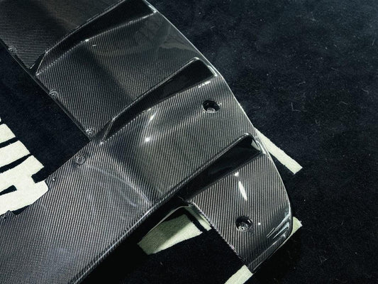 McLaren 720S 2018 2019 2020 2021 2022 2023 with Aftermarket Parts - RF Style Rear Diffuser Carbon Fiber from Aero Republic