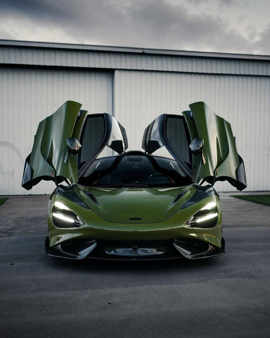 McLaren 720S / 765LT 2018 2019 2020 2021 2022 2023 with Aftermarket Parts - N Style Roof Scoop Carbon Fiber from Aero Republic