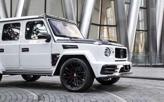 Mercedes Benz G63 AMG G550 W463 W464 2019-ON with Aftermarket Parts - M Style Roof Lighting Carbon Fiber from Aero Republic
