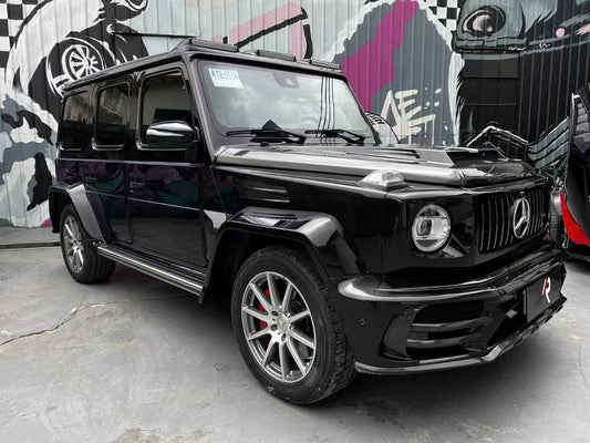 Mercedes Benz G63 AMG G550 W463 W464 2019-ON with Aftermarket Parts - M Style Roof Lighting Carbon Fiber from Aero Republic