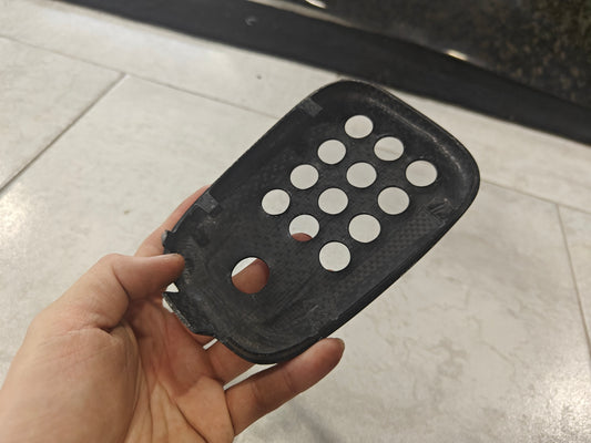 Aero Republic OEM 1:1 Style Rear Fog Lamp Cover for Ferrari 488 GTB & Spider Dry Pre-preg Carbon Fiber