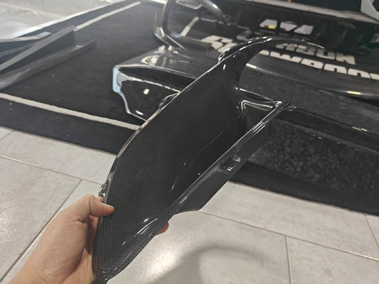 Aero Republic OEM Style Rear Tail Light Cover for Ferrari 488 GTB & Spider Carbon Fiber