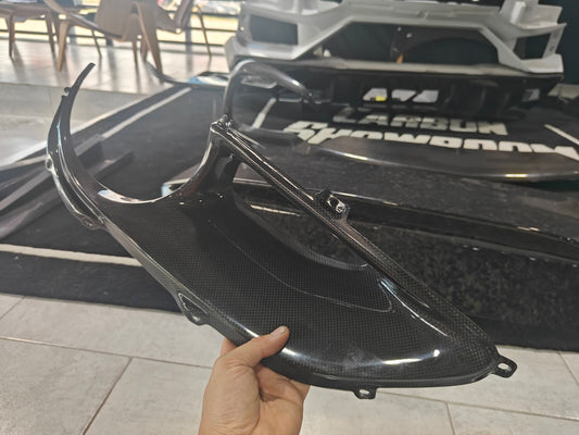 Aero Republic OEM Style Rear Tail Light Cover for Ferrari 488 GTB & Spider Carbon Fiber