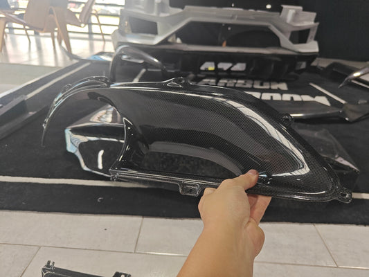 Aero Republic OEM Style Rear Tail Light Cover for Ferrari 488 GTB & Spider Carbon Fiber