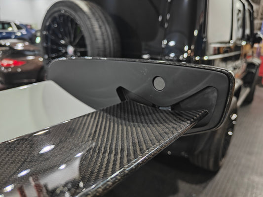 Porsche 911 992.1 GT3RS 2023 2024 2025 with Aftermarket Parts - Rear Wing End Plate Carbon Fiber from Aero Republic