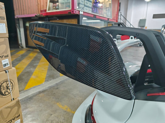 Porsche 911 992.1 GT3RS 2023 2024 2025 with Aftermarket Parts - Rear Wing End Plate Carbon Fiber from Aero Republic
