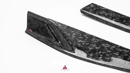 BMW M5C M5 G90 2024-ON with Aftermarket Parts - Front Lip Pre-preg Carbon Fiber from ArmorExtend