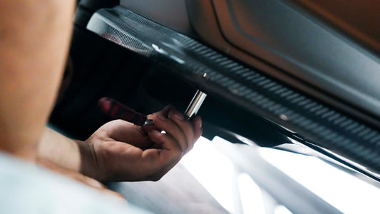 BMW i7 M70 / xDrive60 / eDrive50 G70 2023-ON & 7 Series 760i xDrive / 750e xDrive / 740i xDrive / 740i G70 2023-ON with Aftermarket Parts - AE Style Vacuumed Carbon Front Lip & side splitters from ArmorExtend