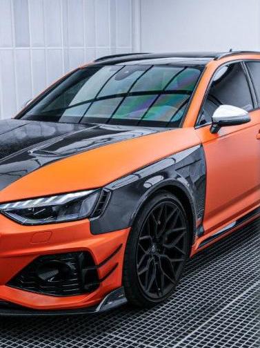 Audi RS4 B9 / B9.5 2018-ON with Aftermarket Parts - AE Vacuumed Carbon Front Fenders from ArmorExtend