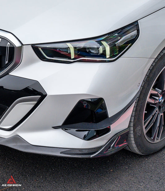 BMW i5 xDrive40 / i5 eDrive40 (with M-package bumper, does not fit base mode) / i5 M60 G60 G61 2024-ON & 5 Series 540i xDrive / 530i xDrive / 530i (with M-package bumper, does not fit base model) / 550e xDrive G60 G61 2024-ON with Aftermarket Parts - AE Design Front Canards Carbon Fiber from ArmorExtend