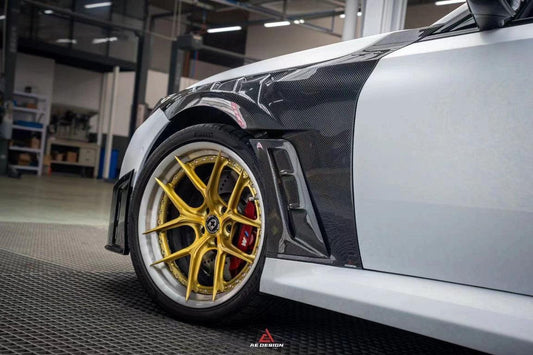 BMW M2 & M2C G87 2023 2024 with Aftermarket Parts - AE V2 Style Front Fenders Carbon Fiber from ArmorExtend