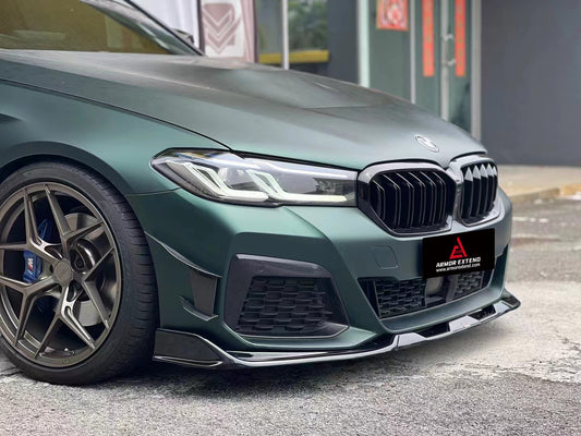 BMW 5 Series M550i 540i (With M-Package Bumper) G30 G31 LCI 2021 2022 2023 2024?with Aftermarket Parts - Plustic Style Front Lip ABS from?ArmorExtend
