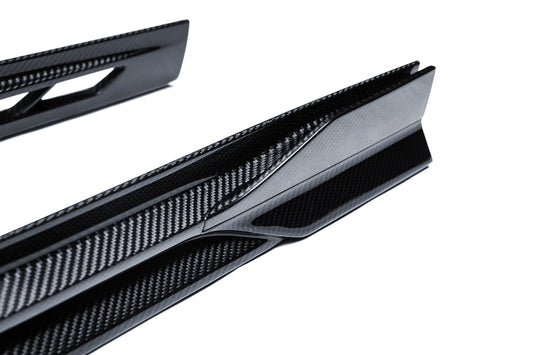 BMW M5 M5C G90 G99 2025-ON with Aftermarket Parts - Side Skirts Dry Pre-preg Carbon Fiber from Ventus Veloce