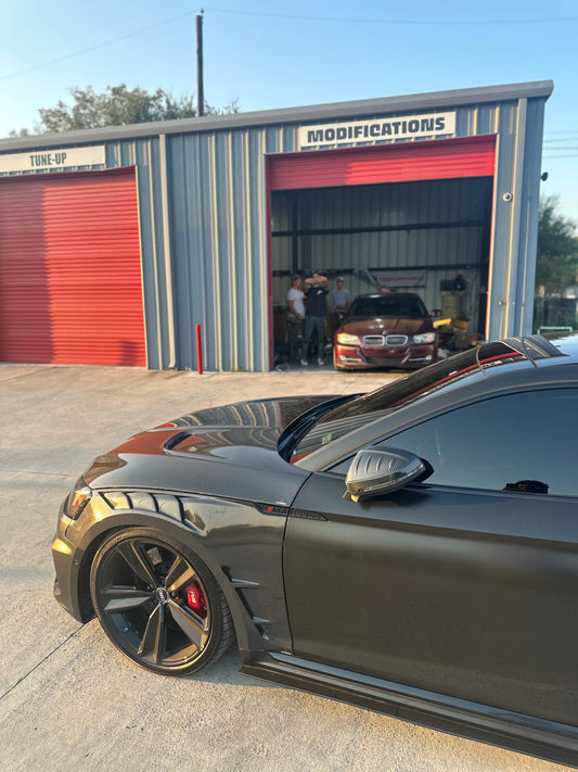 Audi RS5 B9 / B9.5 2017 2018 2019 2020 2021 2022 2023 2024 with Aftermarket Parts - AE Style Front Fenders Carbon Fiber from ArmorExtend
